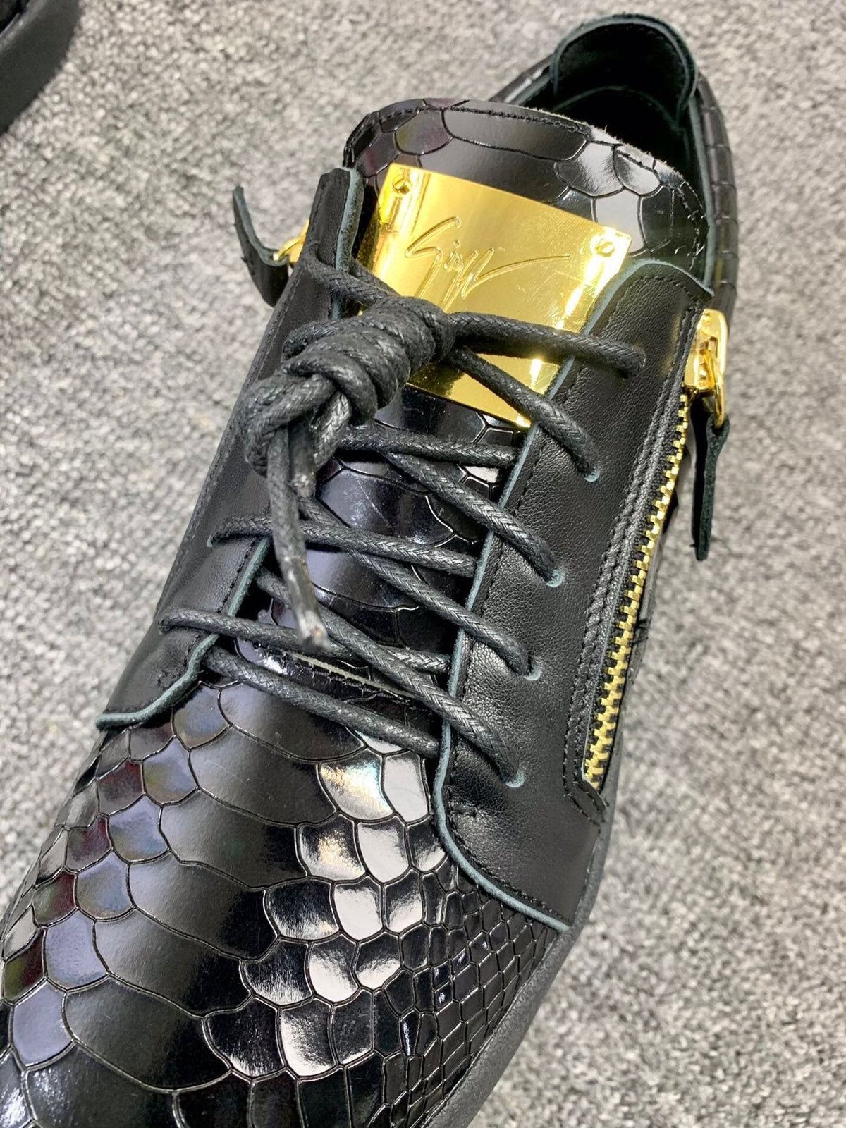 Giuseppe Zanotti Black Gold-Zip Low-Top Sneakers