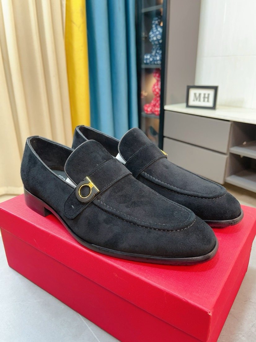 Salvatore Ferragamo Gold-Buckle Loafers
