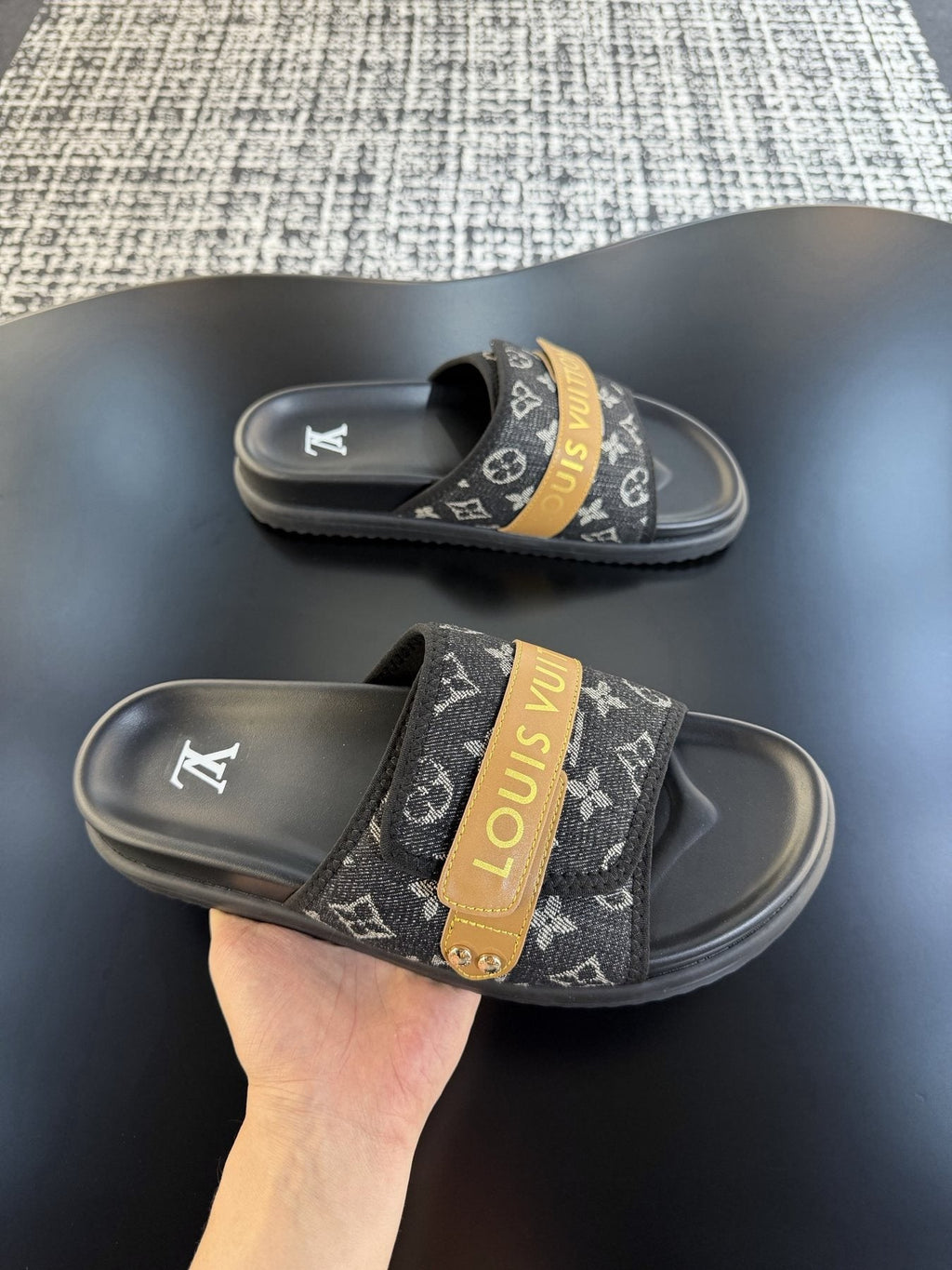 Louis Vuitton Patterned Strap Slide Sandals