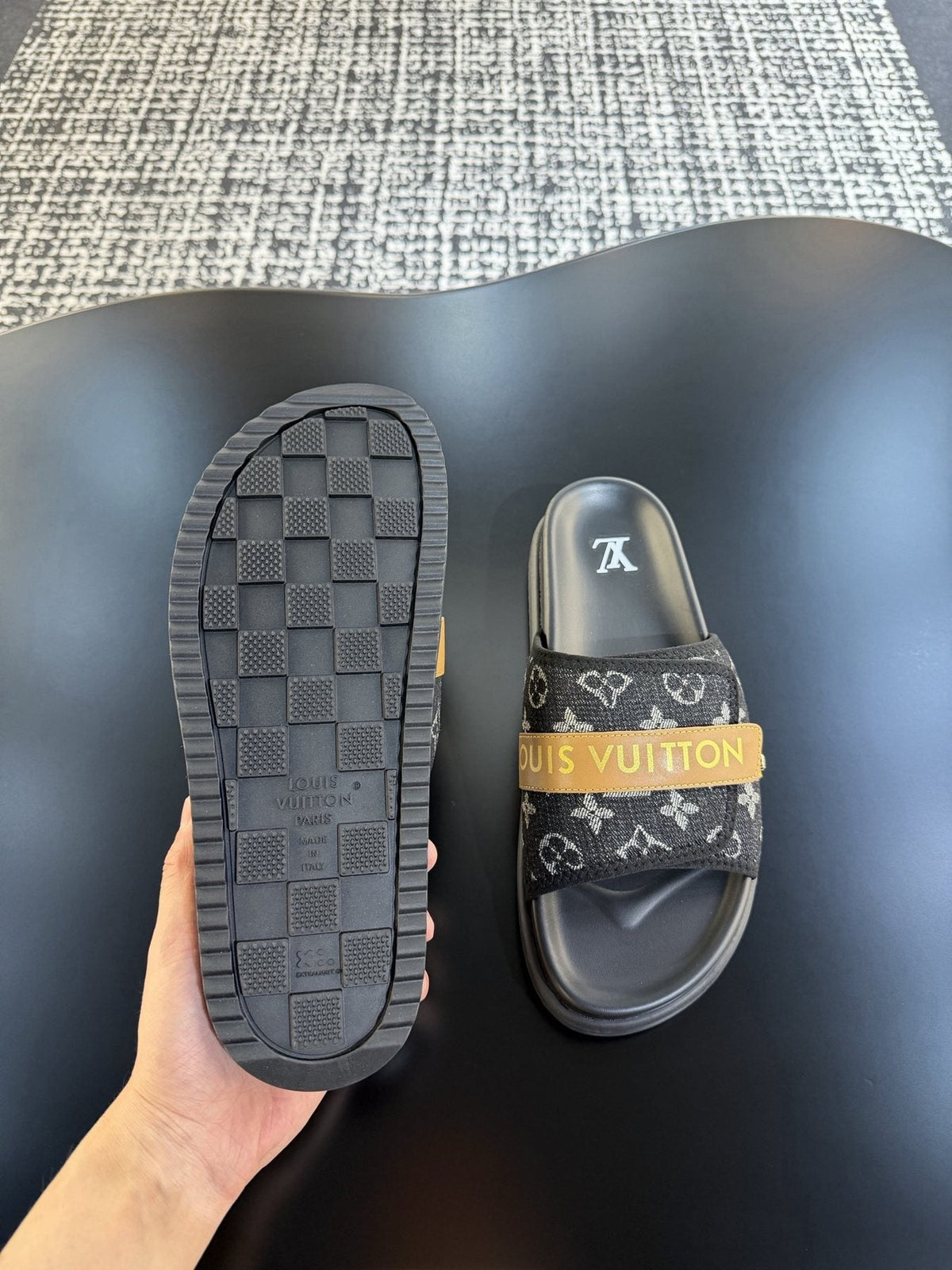 Louis Vuitton Patterned Strap Slide Sandals